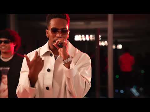 Husband Performs for Wife on Anniversary