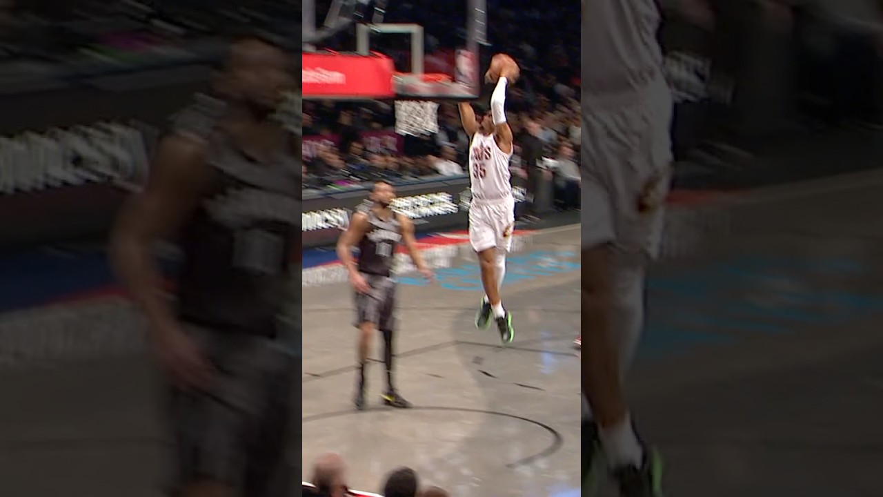 Isaac Okoro Dominates with Stunning Breakaway Play 🏀