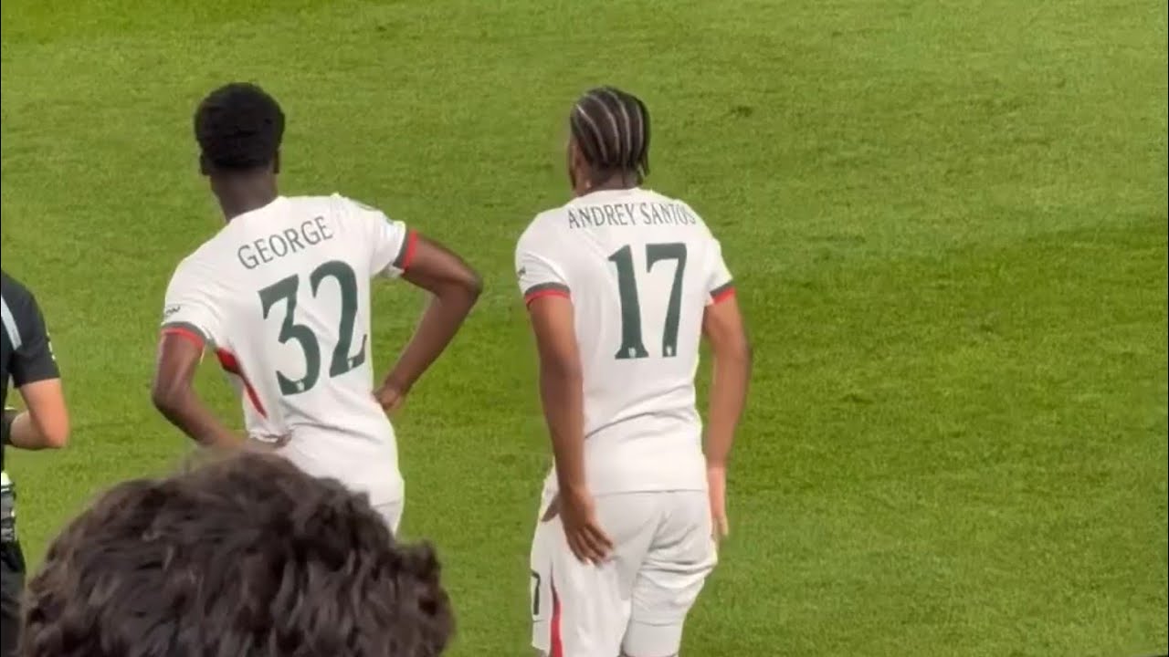 Chelsea Fans React to Andrey Santos Debut ⚽