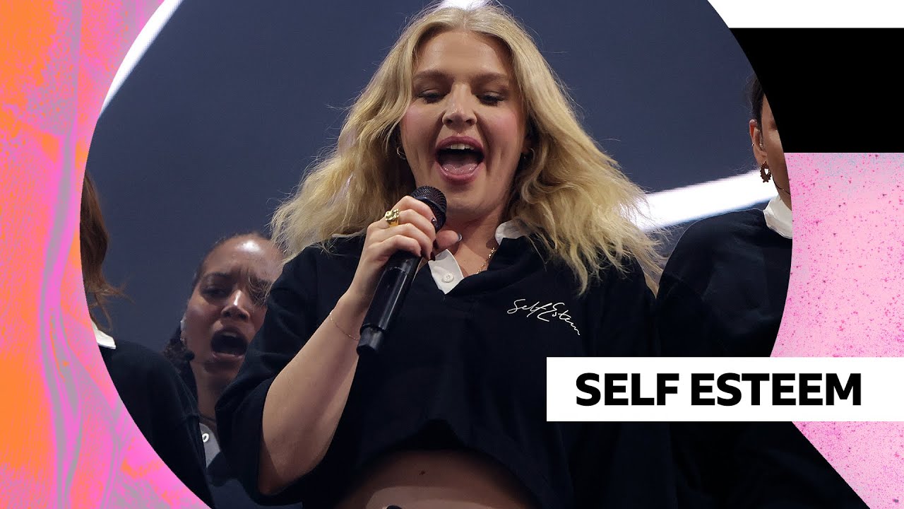 Self Esteem Performs 'Cheers To Me' at Radio 1's Big Weekend 2025