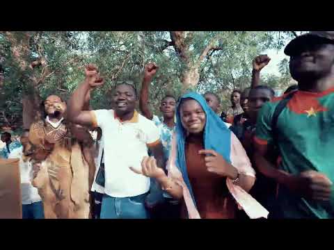 Elie Kamano : Hymne AES