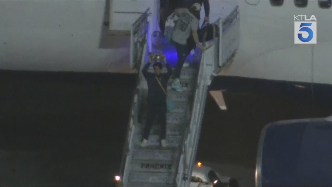 L.A. Dodgers Celebrate Back-to-Back World Series Wins 🏆