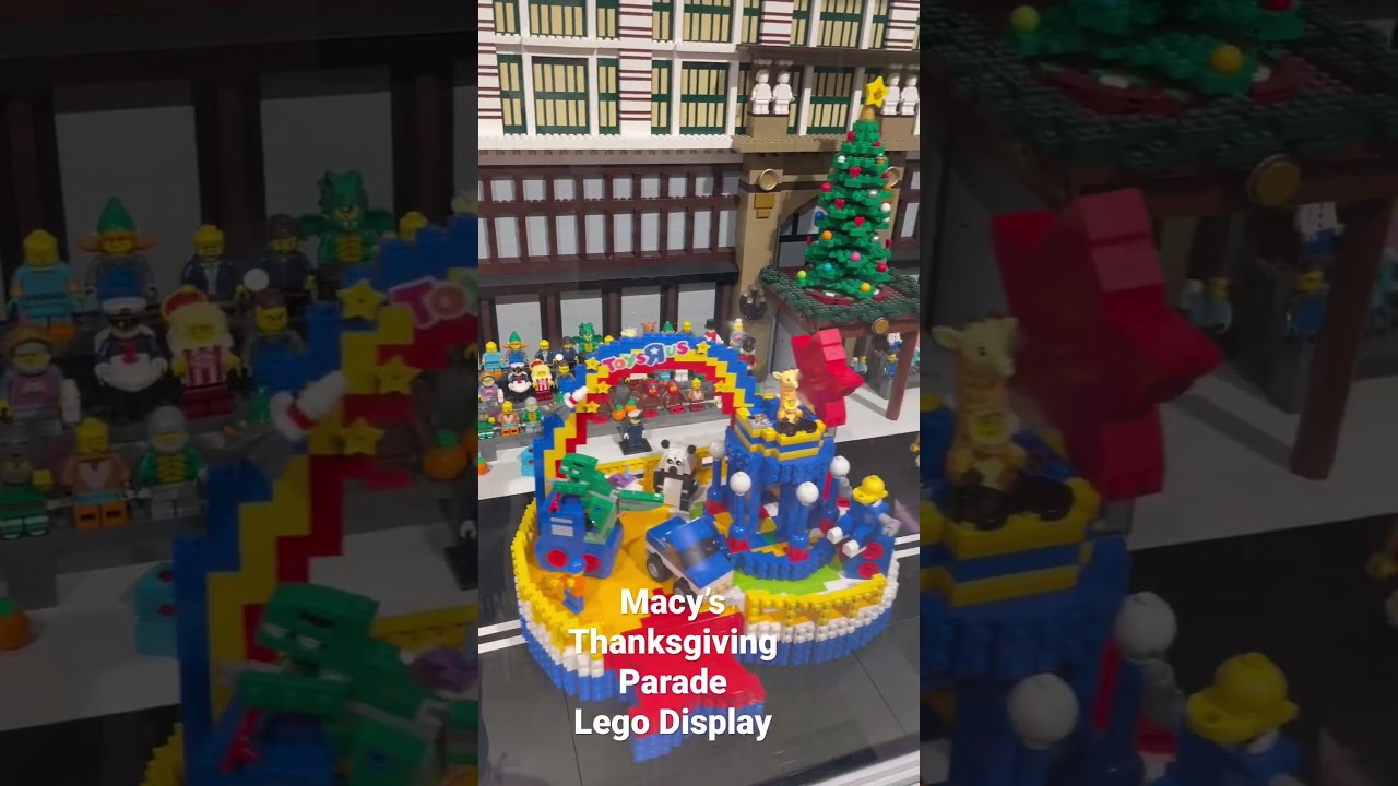 NYC Macy’s Parade Lego Display 🎉