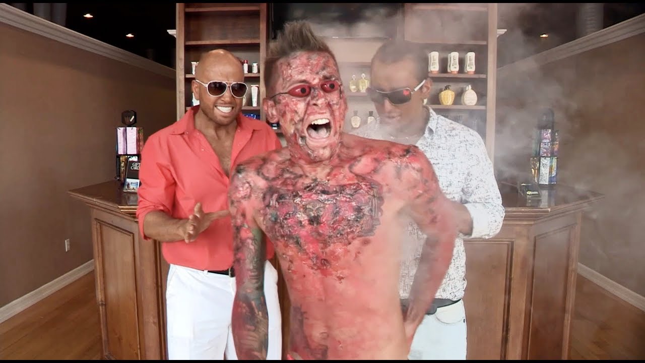 10 Top April Fools' Day Pranks & How to Play Them 🎭