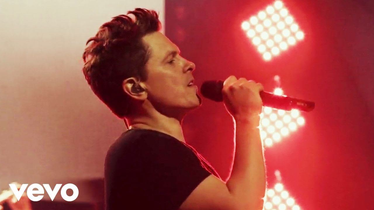 Michael Patrick Kelly - iD (Live) ft. Gentleman 🎶