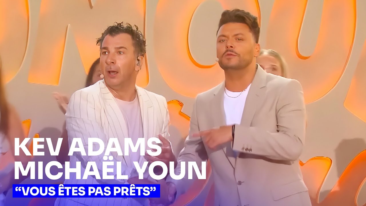 Kev Adams et Michaël Youn, une entrée comme ça ou rien | L'Humour à la Plage | TF1+