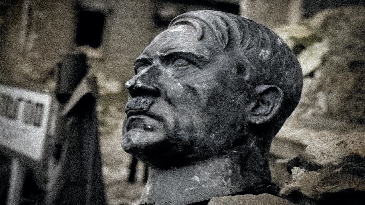 Berlin 1944 | Life in a Dying City