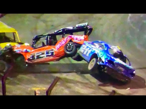 Unlimited Banger Racing: Spedeworth World Final - Foxhall, Ipswich 2025