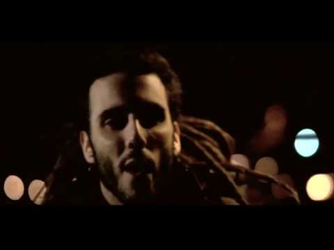SWAN aka FYAHBWOY - A VECES (Official Video) 🔥