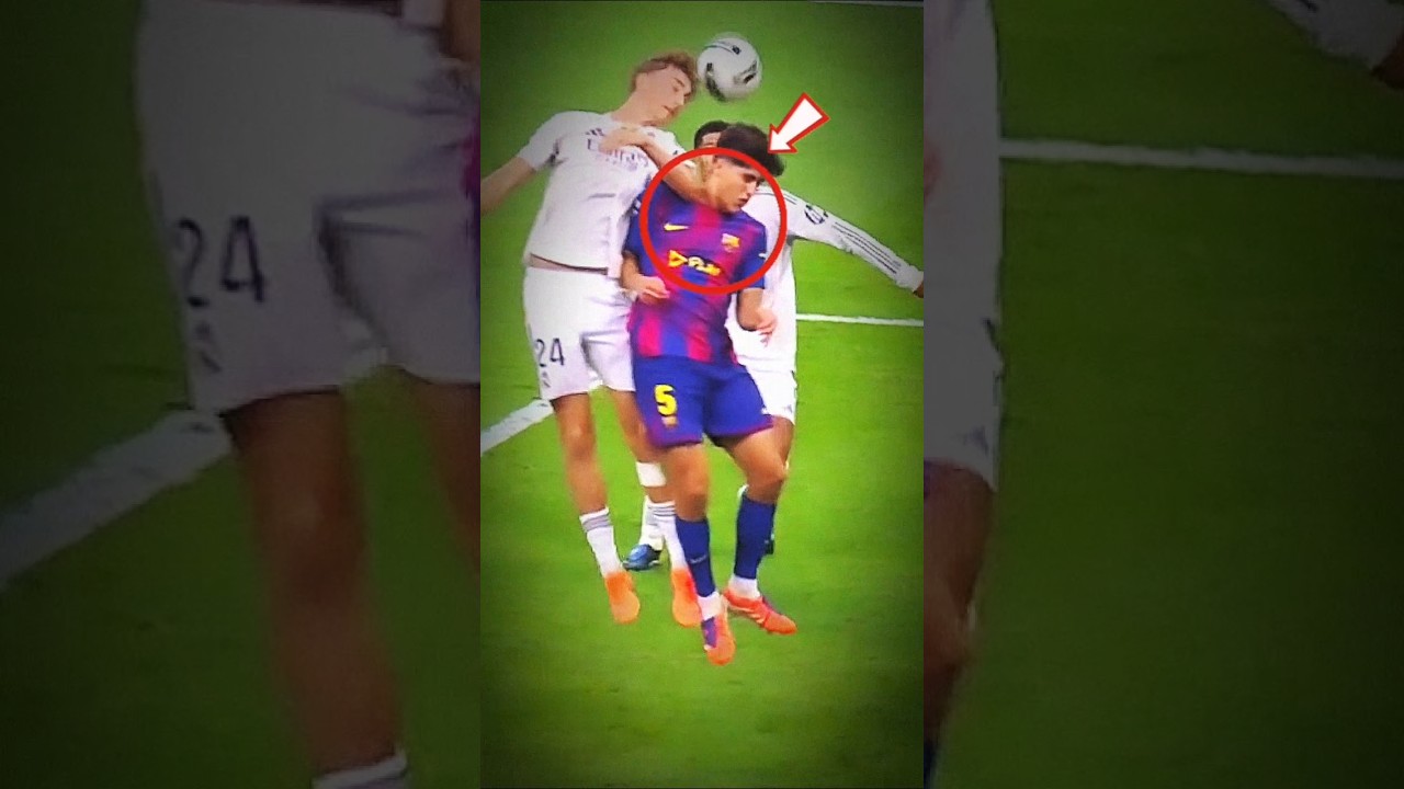 Scandale en Espagne : Une erreur flagrante de Huijsen ignorée par l'arbitre lors du match Real Madrid vs FC Barcelone ⚽