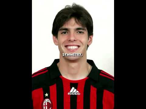 Symmetry. 🐐🔥💯 | #trending #footballshorts #fyp