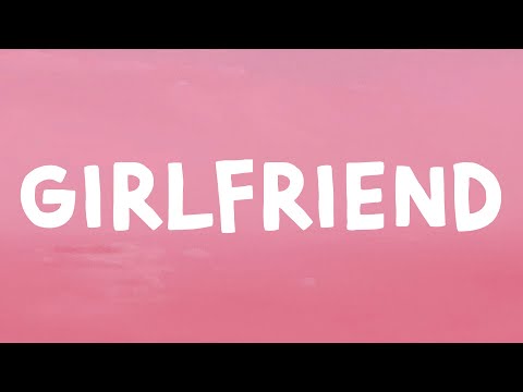 Avril lavigne - Girlfriend (Lyrics)