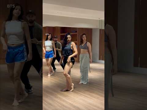 Tamannaah Bhatia how to learn dance for nasha song #tamannaah  #tamannaahbhatia #tamil #nashasong
