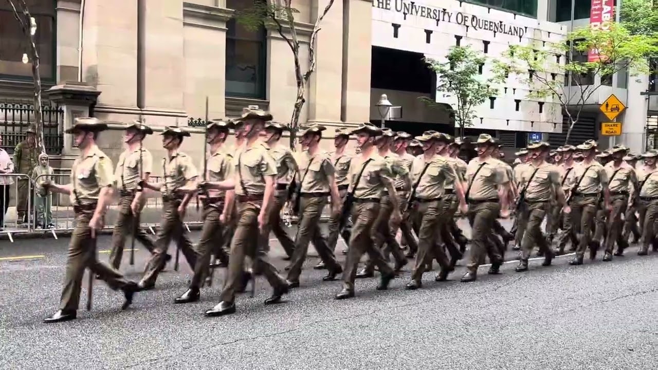 Australian Army & Anzac Day Celebrations in Brisbane 2025 🇦🇺