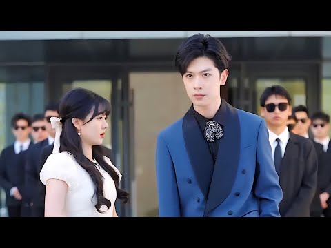 مشرده في الشارع بتقابل حبيبها الغني اللي بيقرر يتعامل معاها كخادمه ويهين كرامتها ملخص كامل