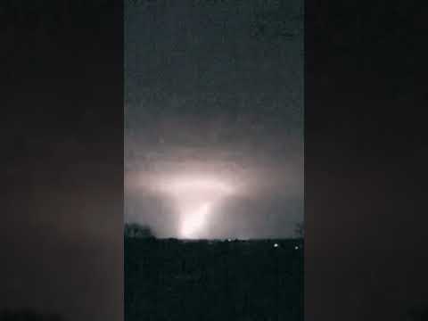 Кадры работы "Орешника". Новая баллистическая ракета работает по Днепропетровску #путин #орешник