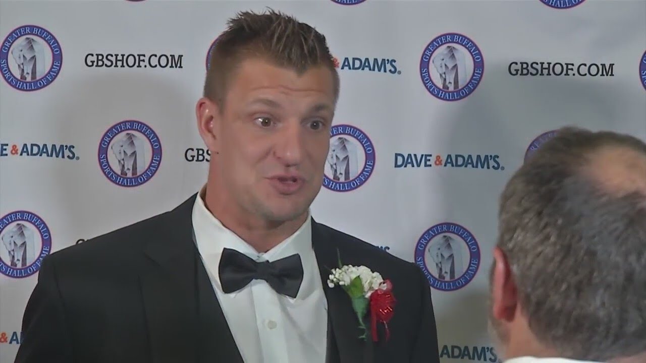 Greater Buffalo Sports Hall of Fame welcomes 12 new inductees, including Rob Gronkowski