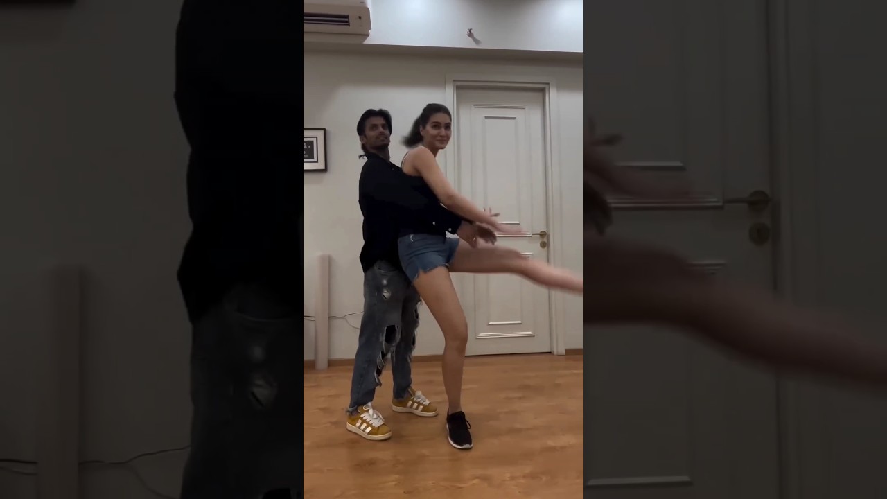 Kriti Sanon Grooves to Hit Song 🎶