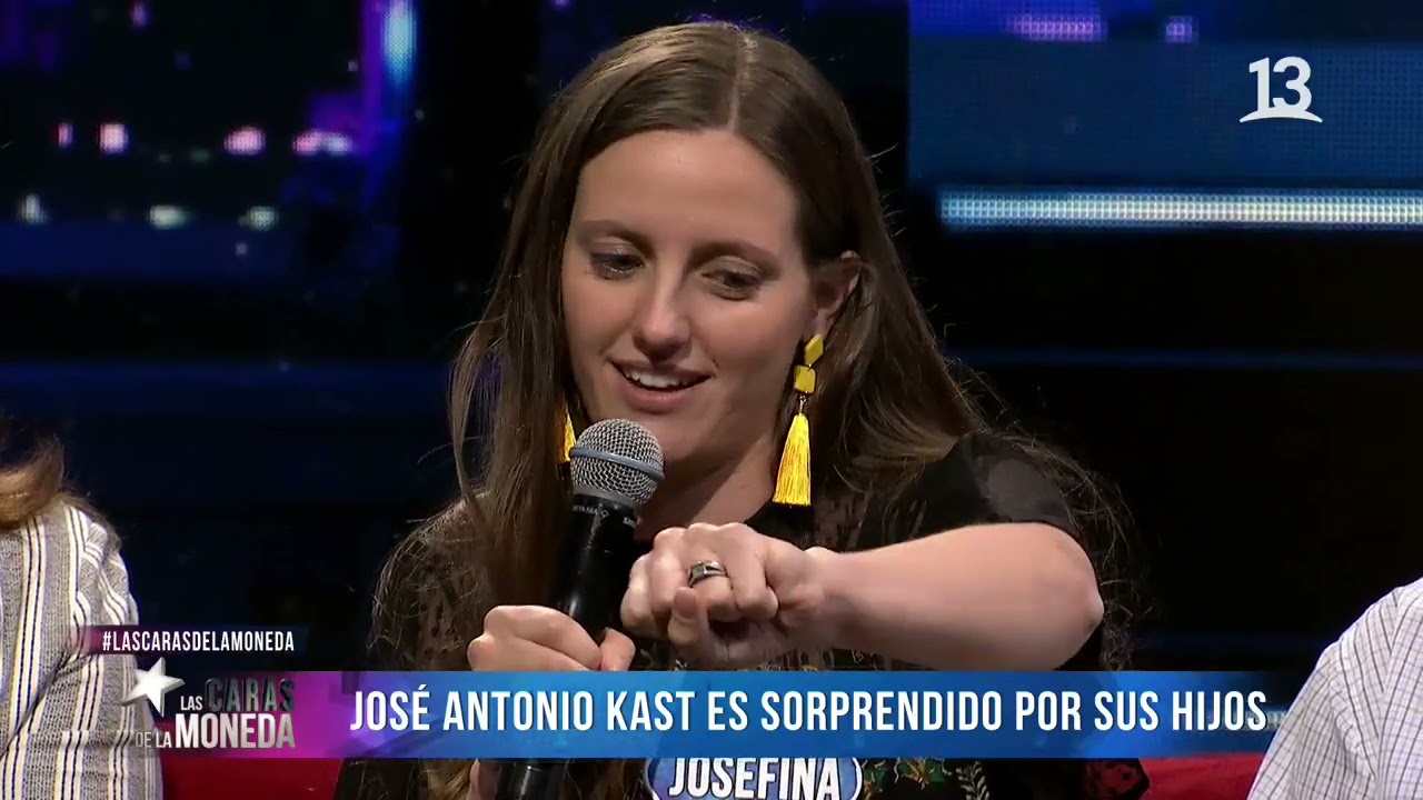 J. A. Kast es sorprendido por sus hijos. Las Caras de la Moneda, 2021.