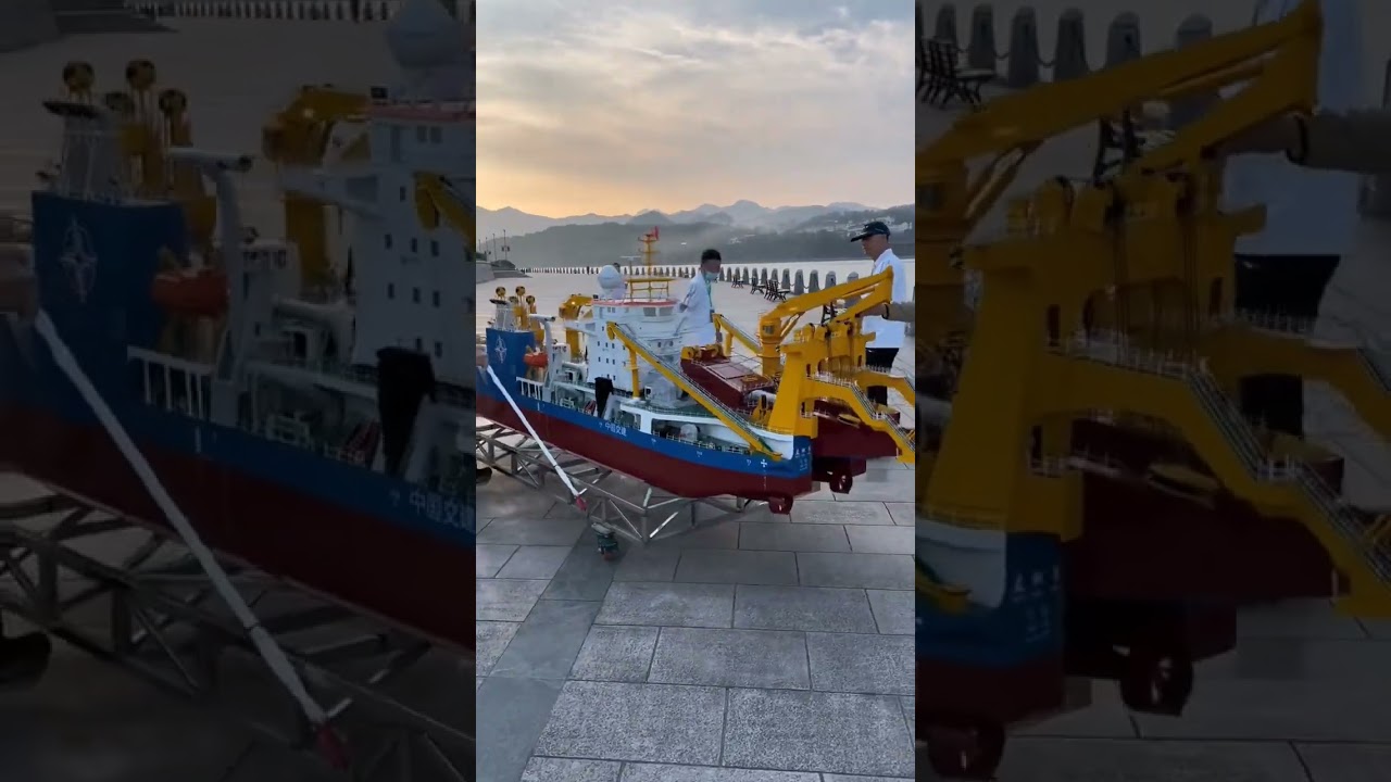 Giant RC Ship Model for Hobby Enthusiasts 🚢