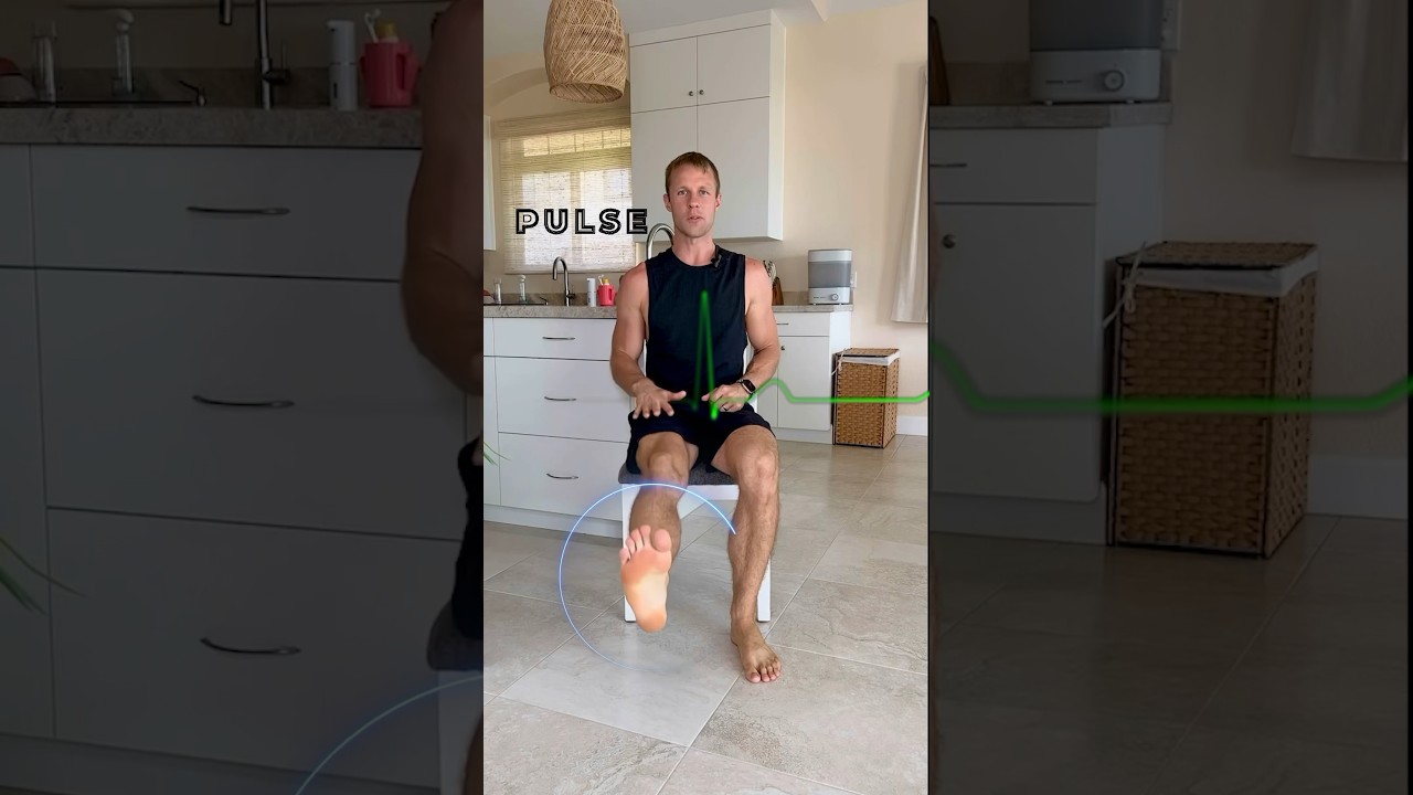 Try these 3 knee strengthening exercises! #seniorfitness #fitnesstips #kneepain #fitnesstips #knee