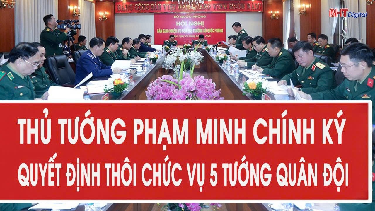 Thủ tướng Phạm Minh Chính cách chức 5 tướng lĩnh quân đội