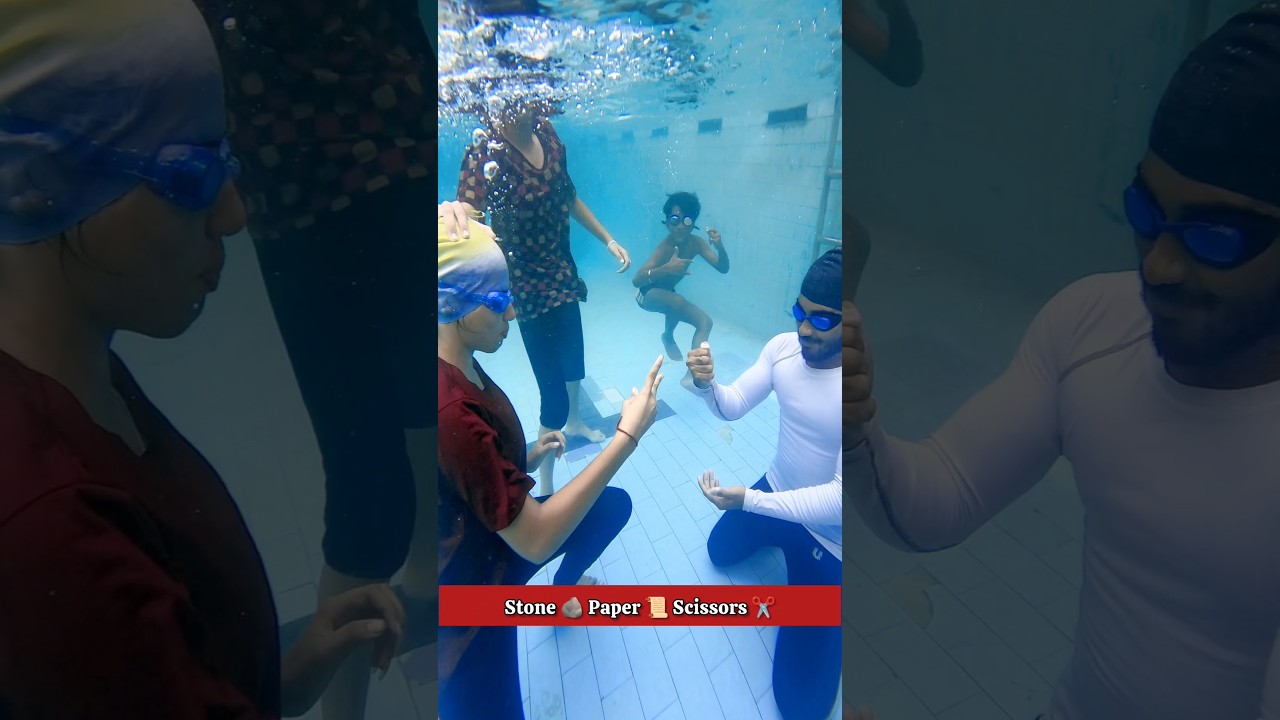 Underwater Game 🏊🏻‍♀️ Swimming Fun #swimmingpool #underwater #swim #fun