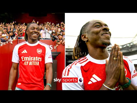 Ebere Eze unveiled to Arsenal fans at the Emirates 🔴