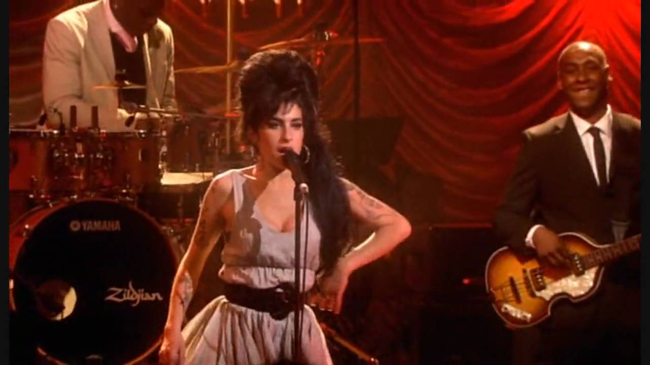 Amy Winehouse Live Performance of 'Monkey Man' in HD 🎤