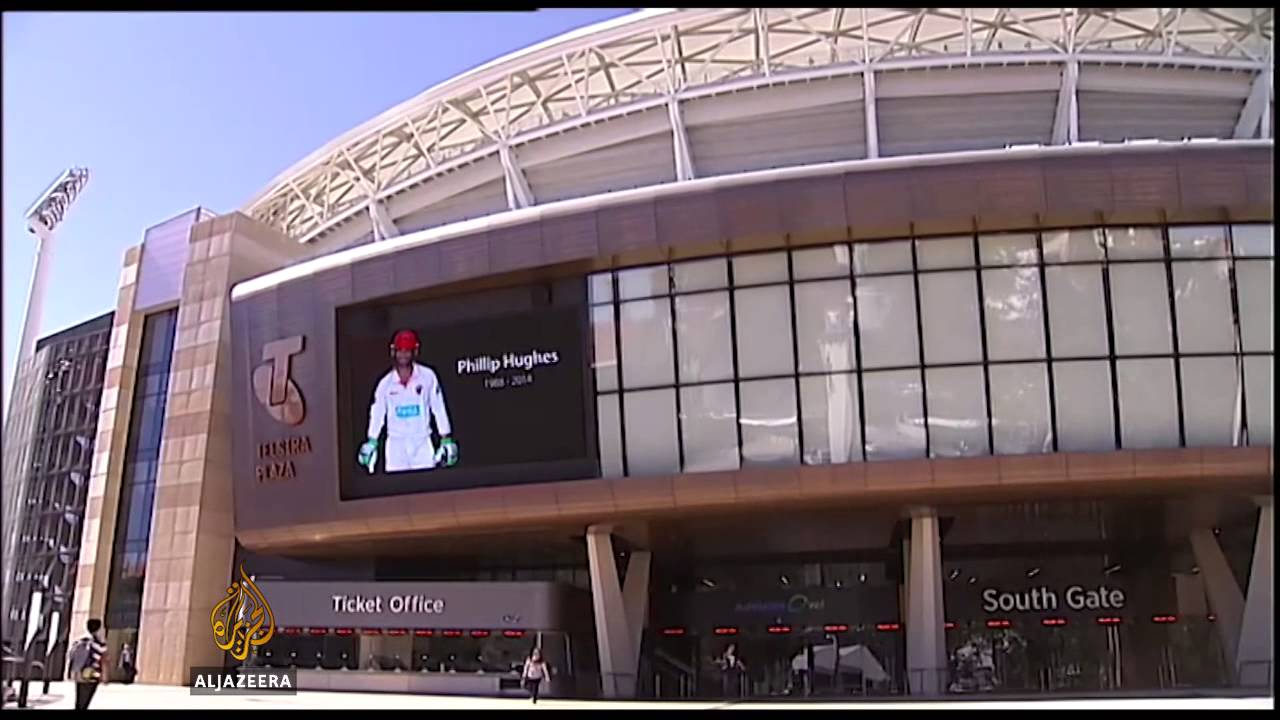 Australian Cricketer Phillip Hughes Dies at 25 π