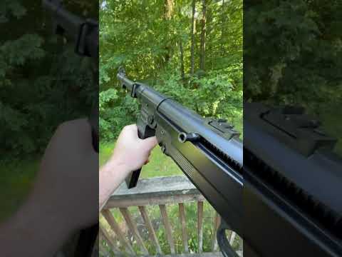 German MP-40 🇩🇪 #ww2 #9mmluger #guns #german