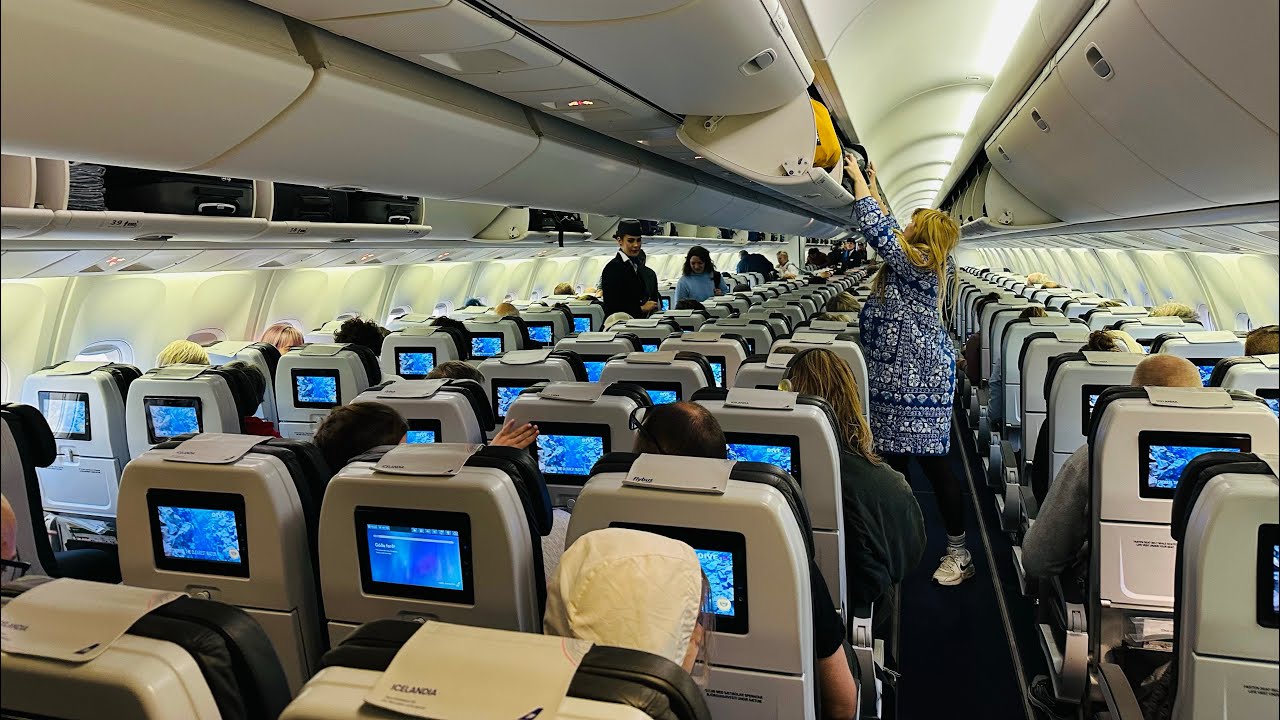 Icelandair Boeing 767-300ER Cabin Tour ✈️