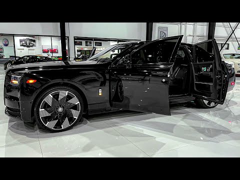 2025 Rolls Royce Phantom - Incredibly Luxurious Sedan