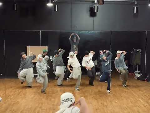 like JENNIE | Choreography by the creators