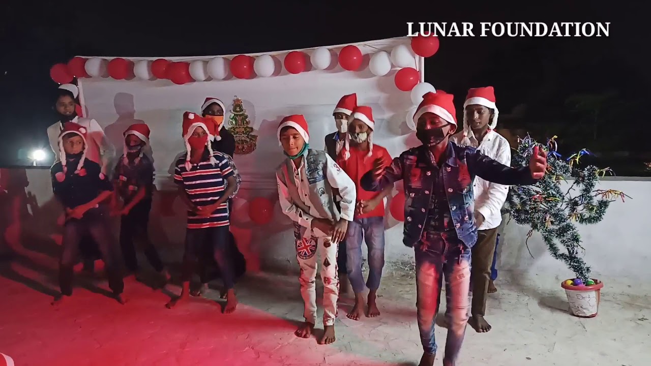 Christmas dance performances/Lunar foundation