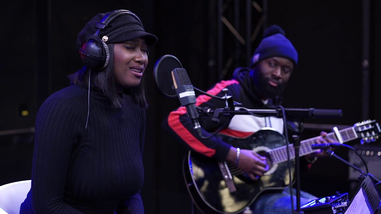 Aya Nakamura reprend 'Avec classe' de Corneille 🎶