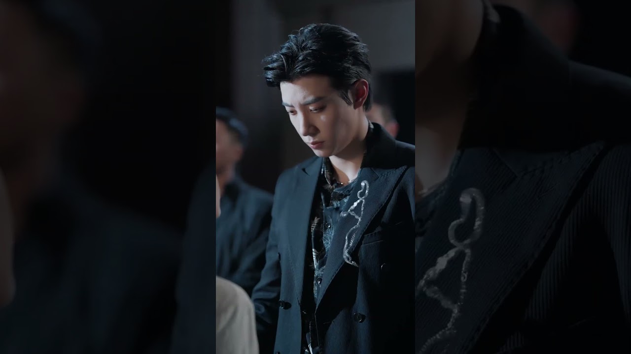 The gangster boss snatched the bride right away!💥 #exzp82 #flickreels #cdrama #drama