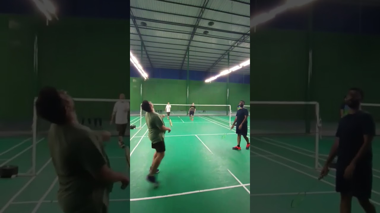 Badminton Fever: Unleash Your Skills on the Court! ๐ธ #shorts #badminton #active