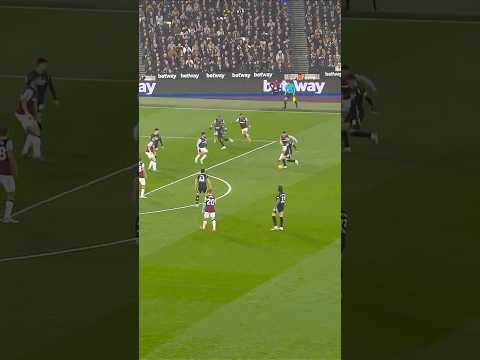 TROSSARD FINISHES BRILLIANT ARSENAL MOVE!