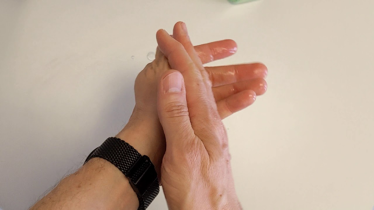 Master the Right Way to Use Hand Sanitizer for Maximum Protection 🧴