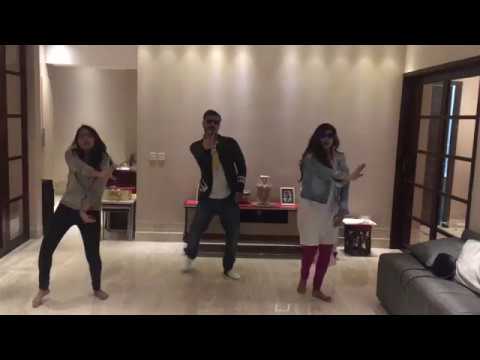 Kala Chashma - Friends' Sangeet Dance!