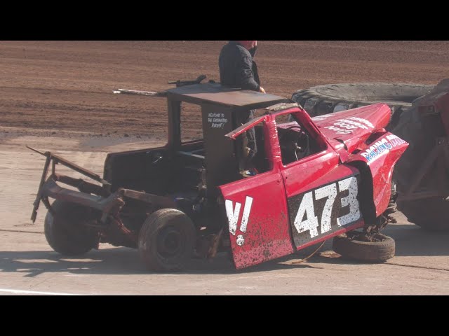 Epic Unlimited Banger Racing Celebration for Paul Butler at King's Lynn 2025 🚗