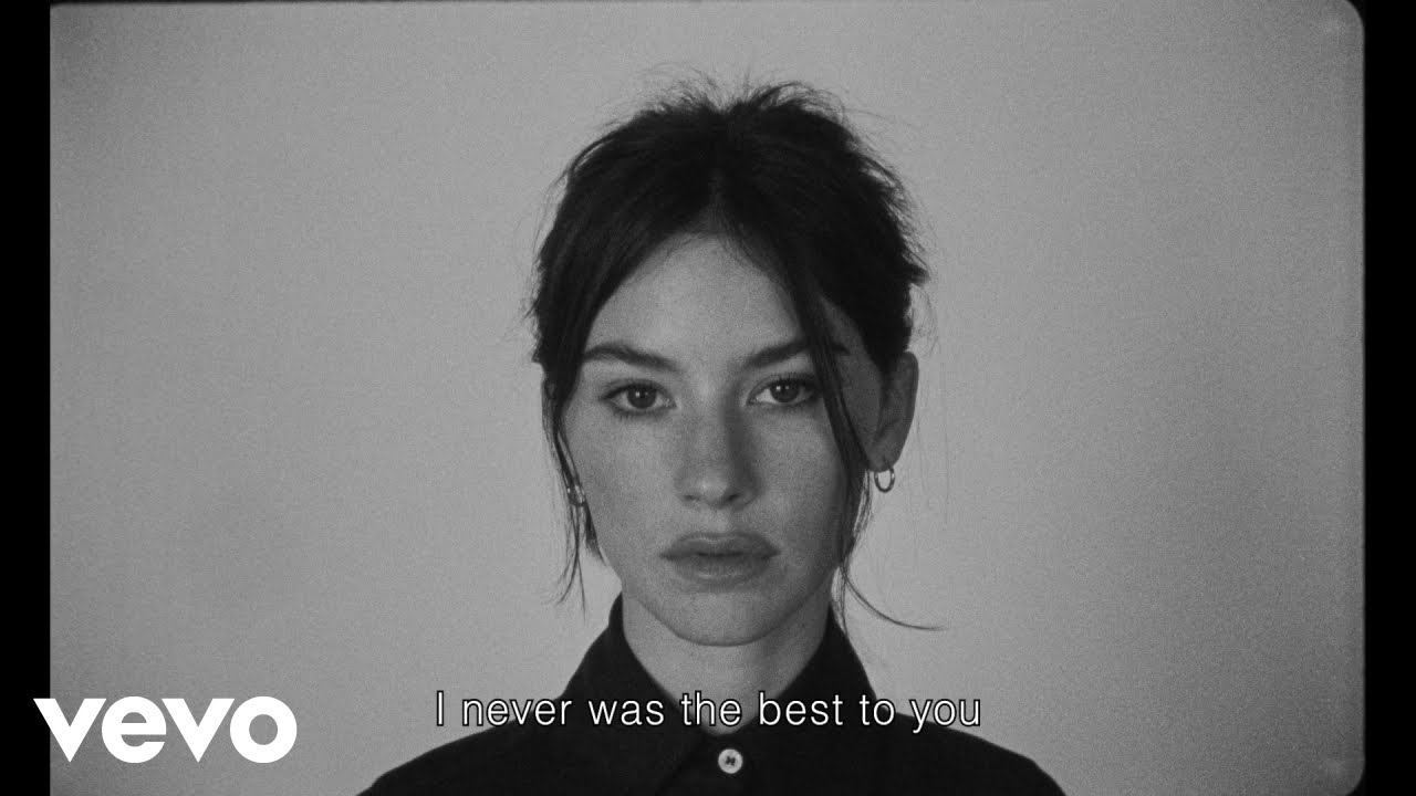 Gracie Abrams - Best (Official Lyric Video) 🎶 | Debut Album 'Good Riddance' Out Now!