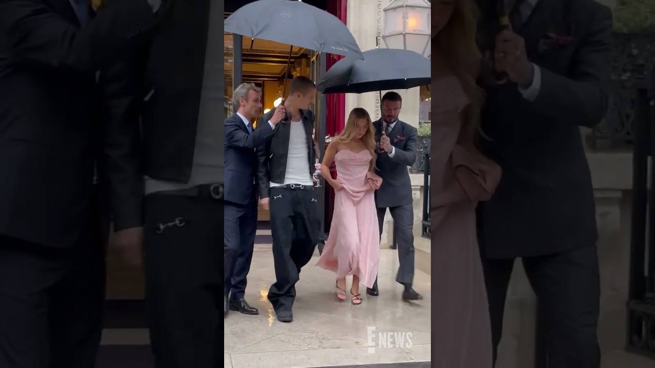 Beckham Family at Paris Fashion Week ✨