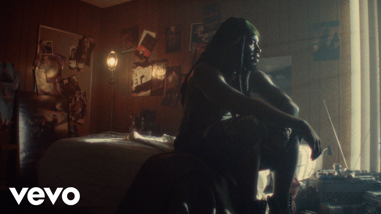 Shaboozey & Myles Smith - Blink Twice (Official Video)