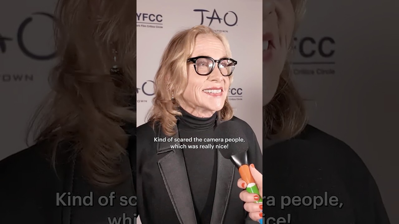 Amy Madigan on Aunt Gladys' Makeup and Costume in Weapons
