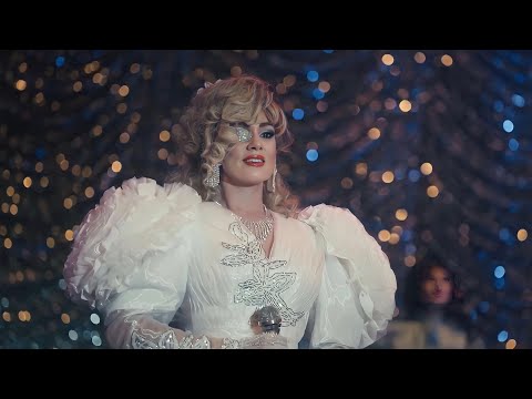 Farah Zeynep Abdullah Performs 'Seni Kalbimden Kovdum' in Bergen Film 🎬