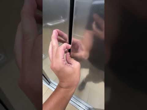 BREAKING SAFETY on an OTIS GEN2 LIFT! (Do NOT try to replicate!) #lift #elevator #budapest #otis