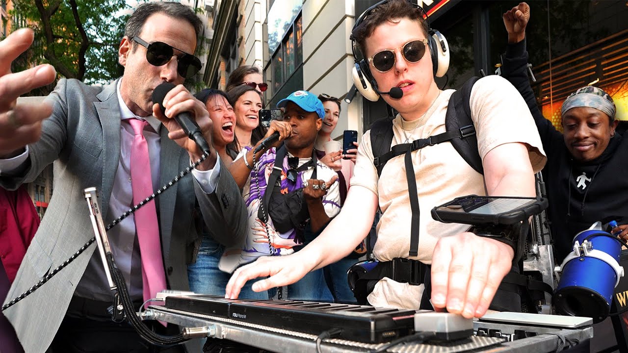 Suit-Wearing Freestyle Artist Wows NYC Crowd with Epic Cypher π€