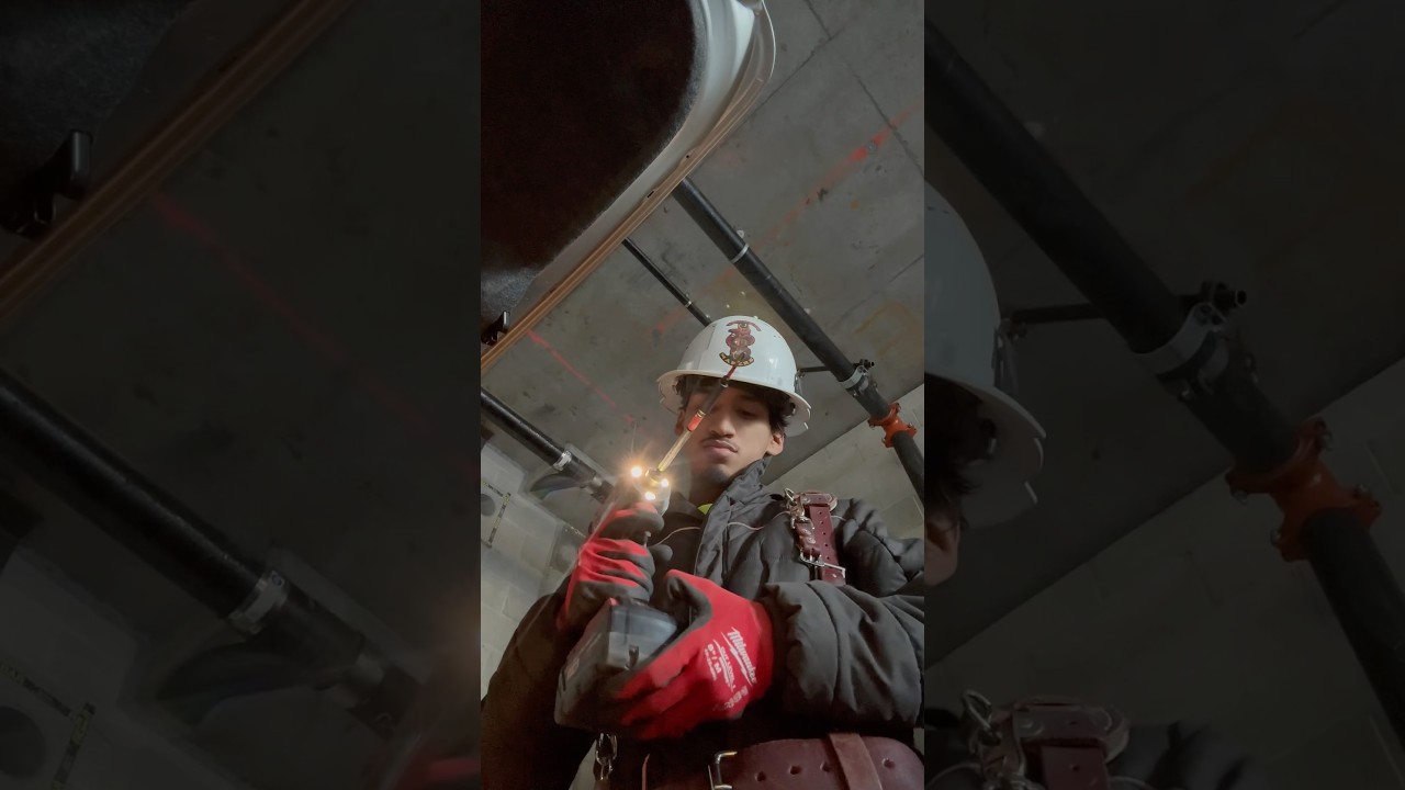 A Day in the Life of a 20-Year-Old Electrician Apprentice ⚡